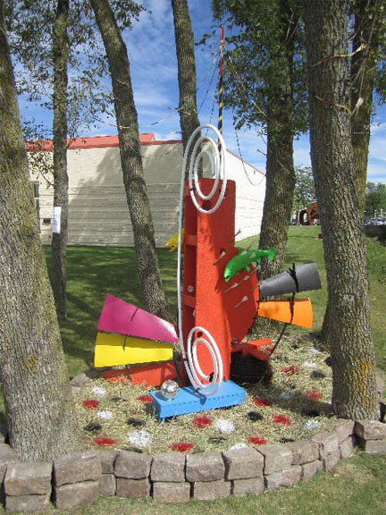 90 Day Lawn Ornament (larger view 1)