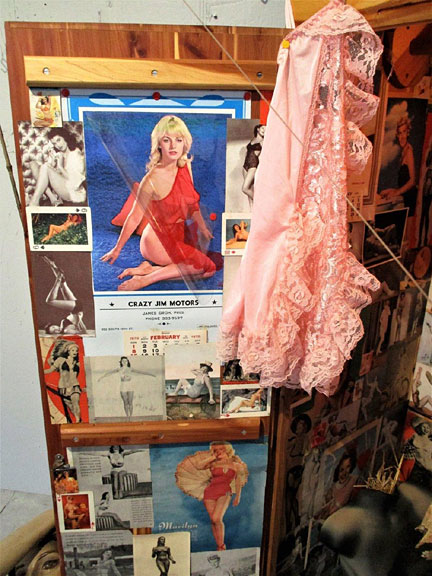 Memento Mori, Closeted (detail 2)