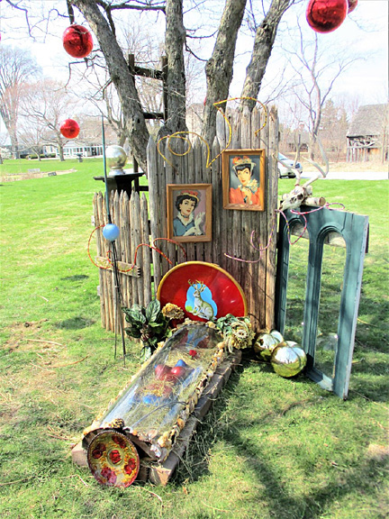 Large Whimsy (view 4)