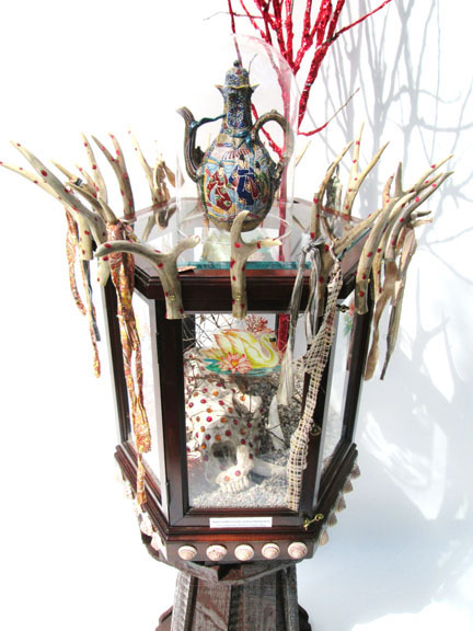 Mom's Saber Tooth, in situ prodigialis