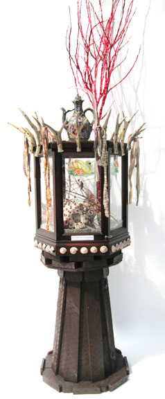 Mom's Saber Tooth, in situ prodigialis